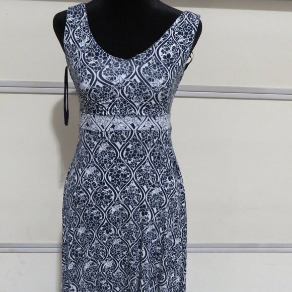 BOGO Charter Club Petite Floral Sleeveless Floral Dress Black & White 2P 2 - Picture 2 of 10